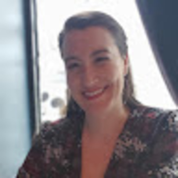 Meet your Posher, Fiona - Picture 1 of 1